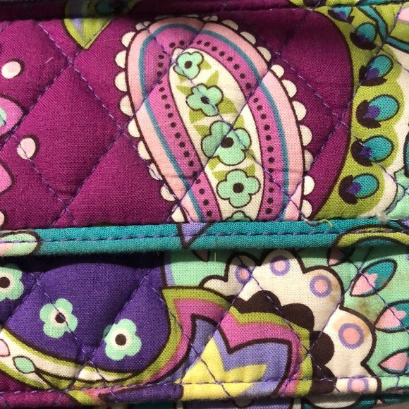 Purple paisley Vera Bradley cross body/clutch - Picture 3 of 6